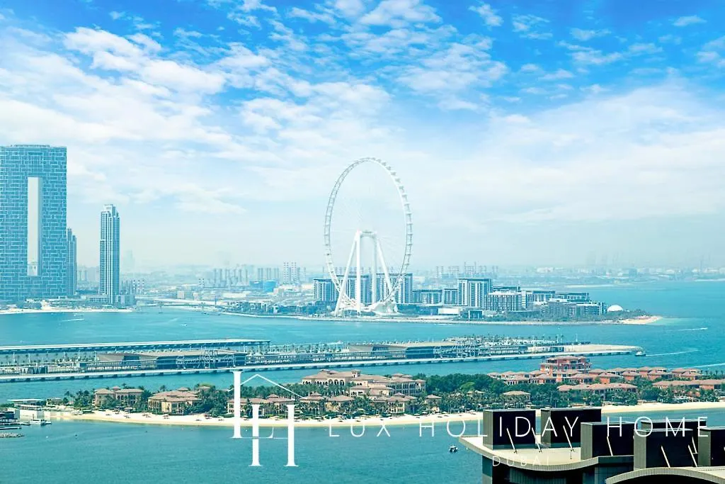 Lux Iconic Views At The Palm Tower Suite 2 Dubai United Arab Emirates