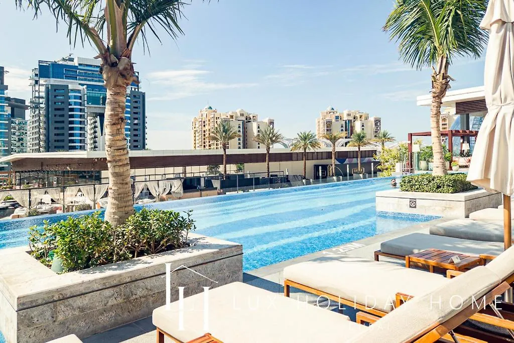 Apartment Lux Iconic Views At The Palm Tower Suite 2 Dubai United Arab Emirates
